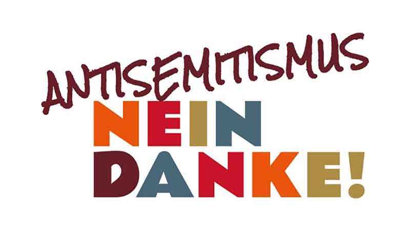 Podium in der Synagoge Ichenhausen zum Thema „Antisemitismus in Europa“