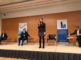 Präsenz-Podiumsdiskussion: Fundamentalisierung versus Gleichgültigkeit in den Religionen