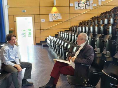 Projekttag zum Thema "Demokratie" mit Christian Ude und Delian Schnebel