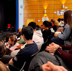Projekttag zum Thema "Demokratie" an der Toni-Pfülf-Mittelschule